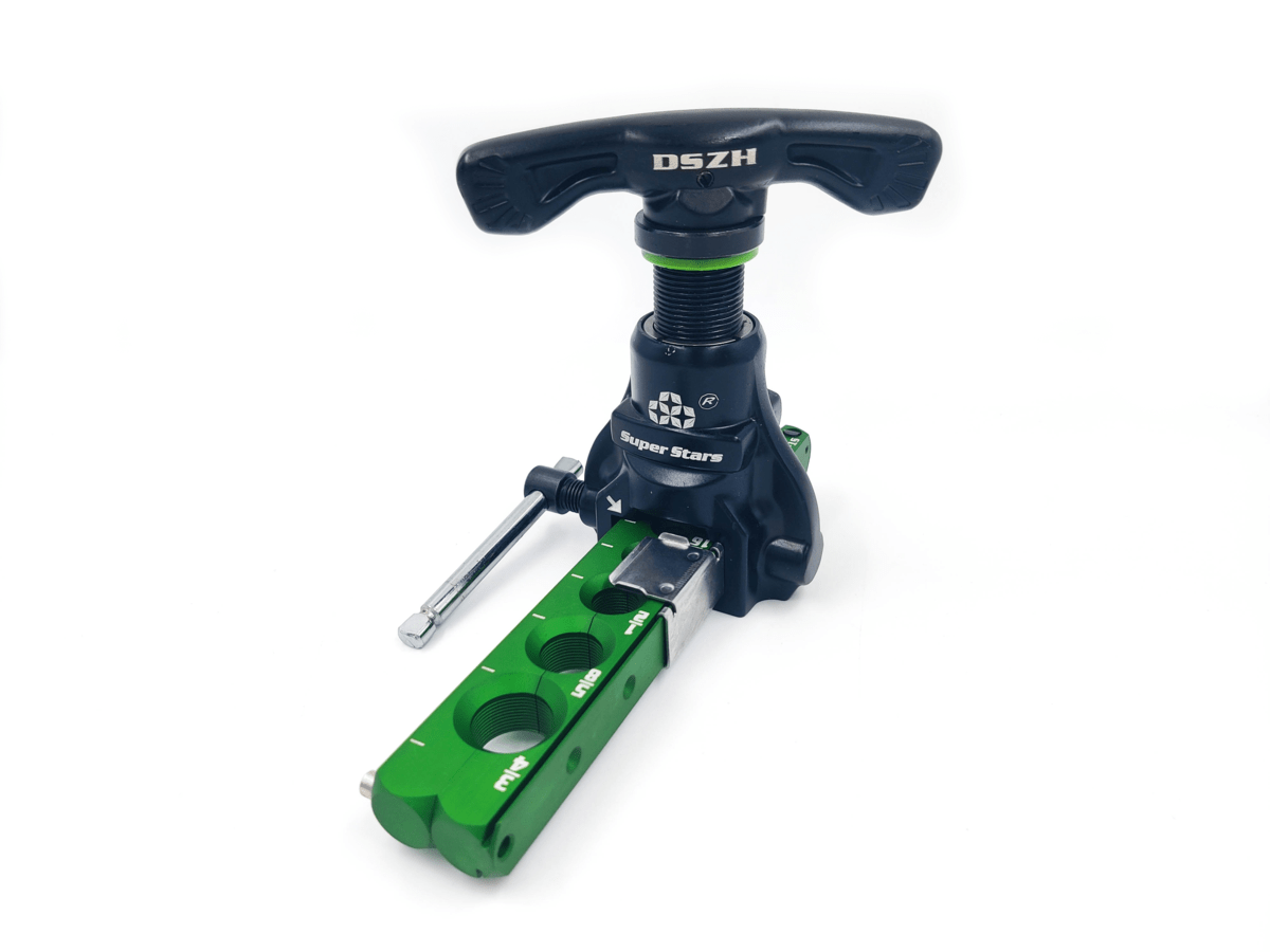 Вальцовка эксцентриковая Ballu Super Stars ST-806А (1/4" - 3/4"; облегченная, с ограничителем подачи трубы)