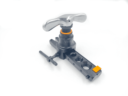 Вальцовка эксцентриковая Value VFT-808U-MI (2 плашки 1/4" - 3/4" и 6мм - 19мм; с ограничителем подачи трубы; в кейсе)