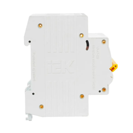 Автоматический выключатель ИЭК (ВА47-29) 3/63А