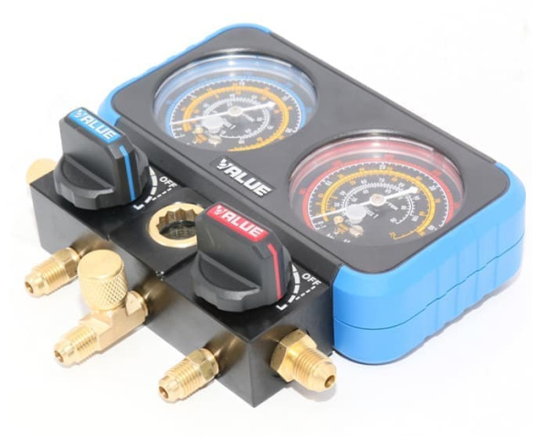 Манометрический коллектор Value VRM2-B-0501(R22/ 134/ 404/ 407; 2-х вентильный; 3 шланга 150см; упак. кейс)
