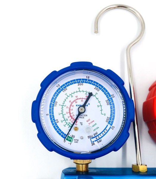 Манометрический коллектор DSZH CT-136G (R22/134/404/410, 2-х вентильный; манометры 68мм, алюминиевый корпус со смотровым стеклом)