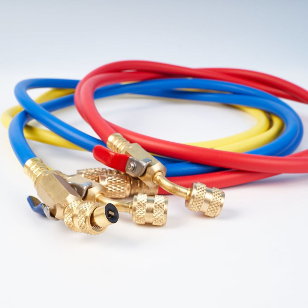Заправочные шланги с вентилем DSZH CT-336-RYB-HV-R32/410A 0,9м, 1/4"-5/16" SAE, до 55 Bar