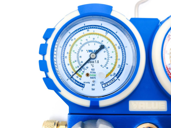 Манометрический коллектор Value VMG-2-R22-B-03 (R22, R134A, R404A, R407C; 2-х вентильный; без шлангов; манометры 68 мм; упак. блистер)